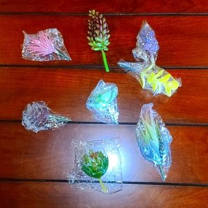 NWOT Set of 8 Faux Succulents